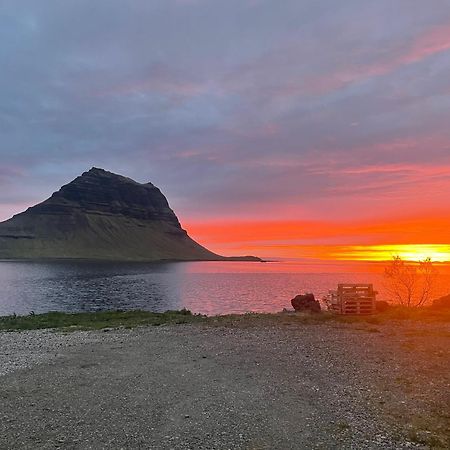 Kirkjufell Basement Apartment Grundarfjordur Bagian luar foto