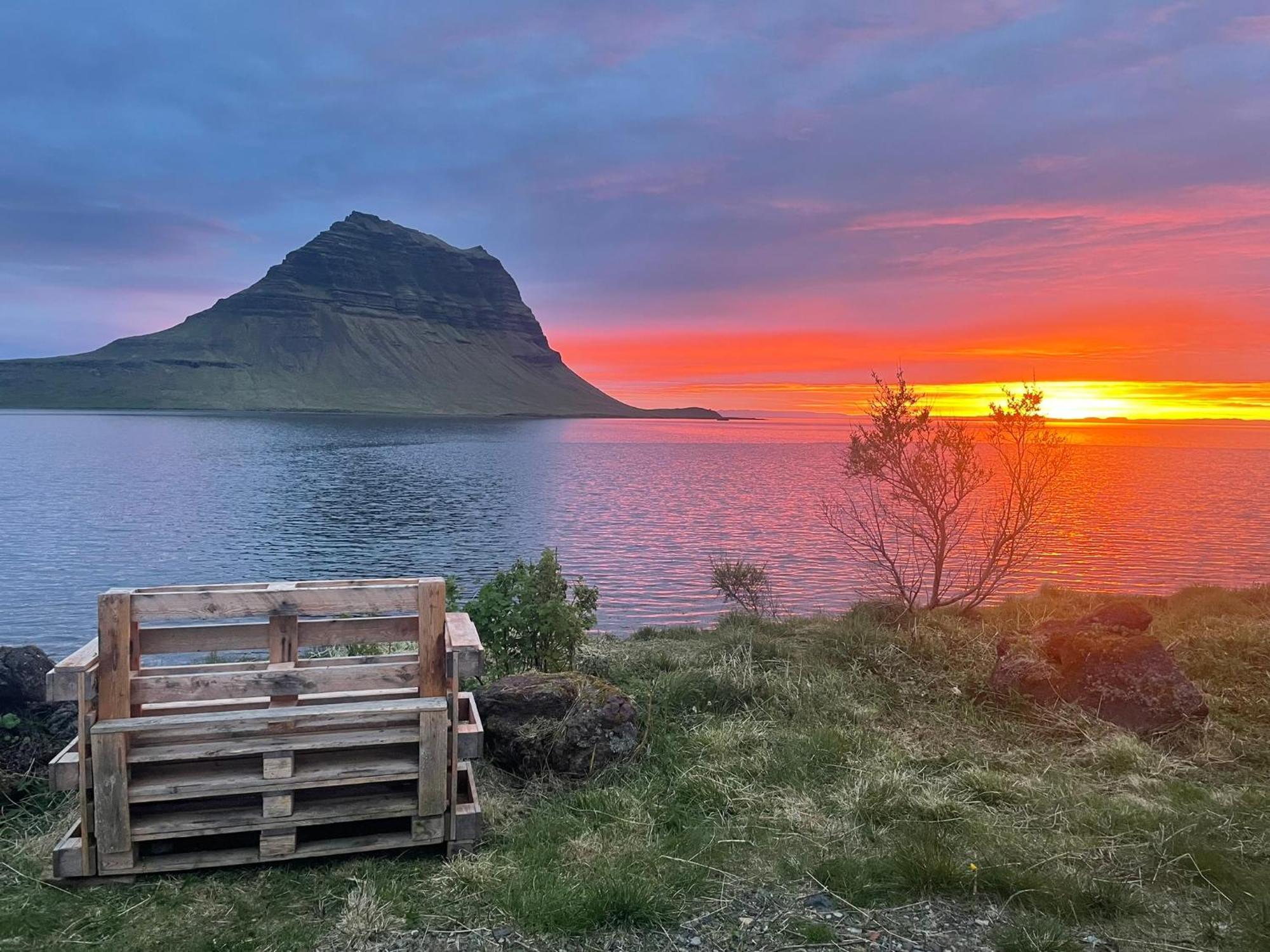 Kirkjufell Basement Apartment Grundarfjordur Bagian luar foto